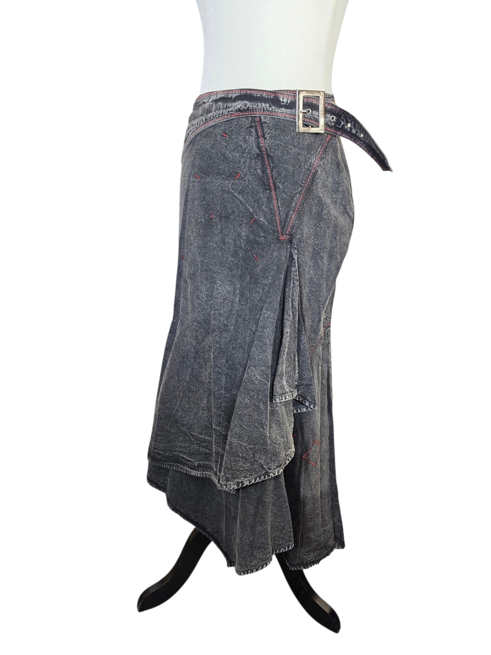 Derhy Vintage-Inspired Washed Black Denim Flare Skirt with Belt